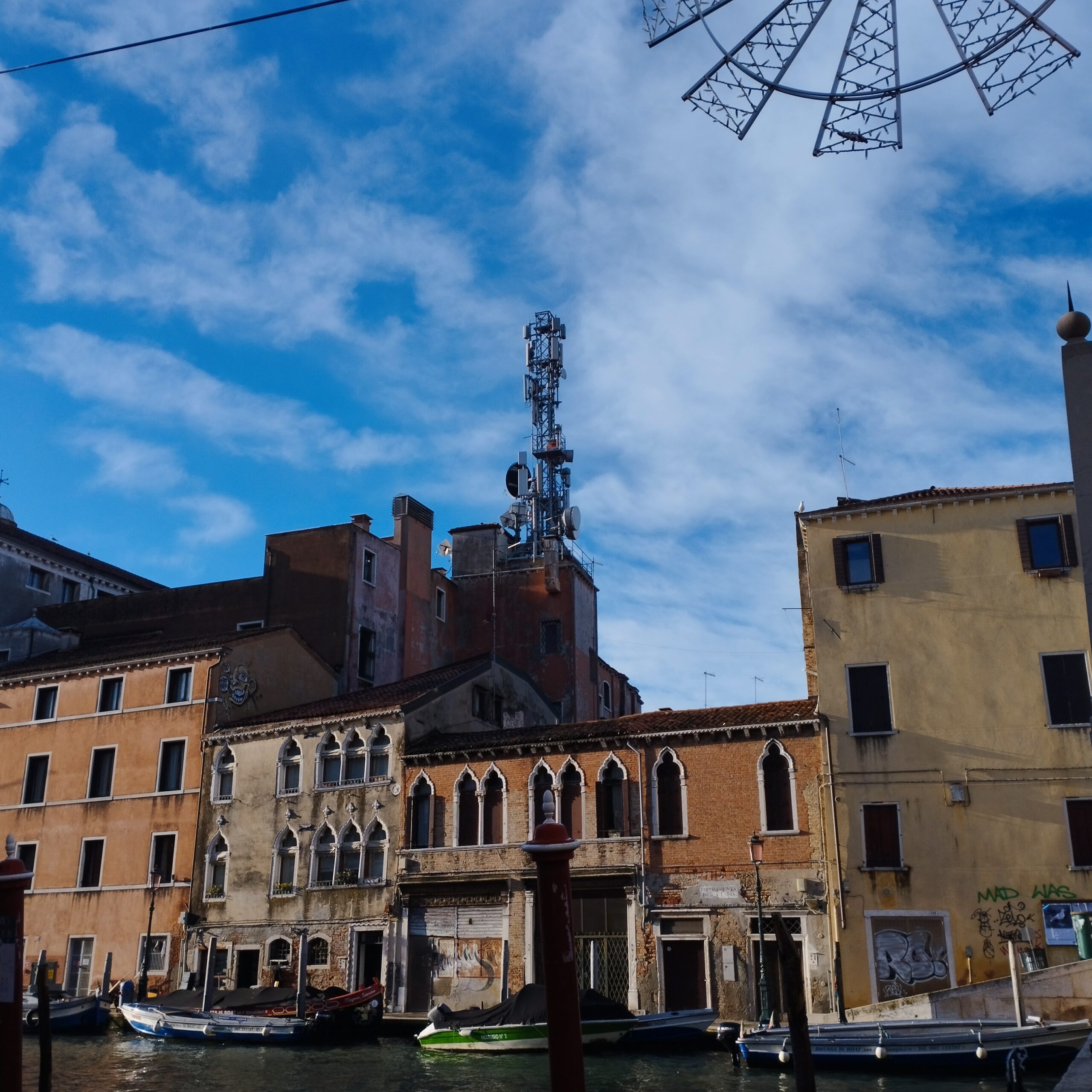 Venezia – trecento nuove antenne di telefonia mobile